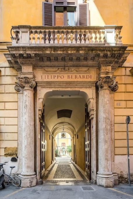 Discover The Pantheon From The Berardi Studio Flat المظهر الخارجي الصورة